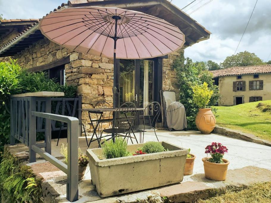 Gite Dans Un Hameau De Charme Castelnau-Durban Dış mekan fotoğraf